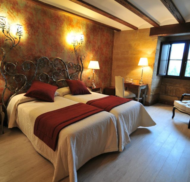 Habitación Doble 2 Camas - Palacio de Casafuerte Habitación Doble 2 Camas - Palacio de Casafuerte